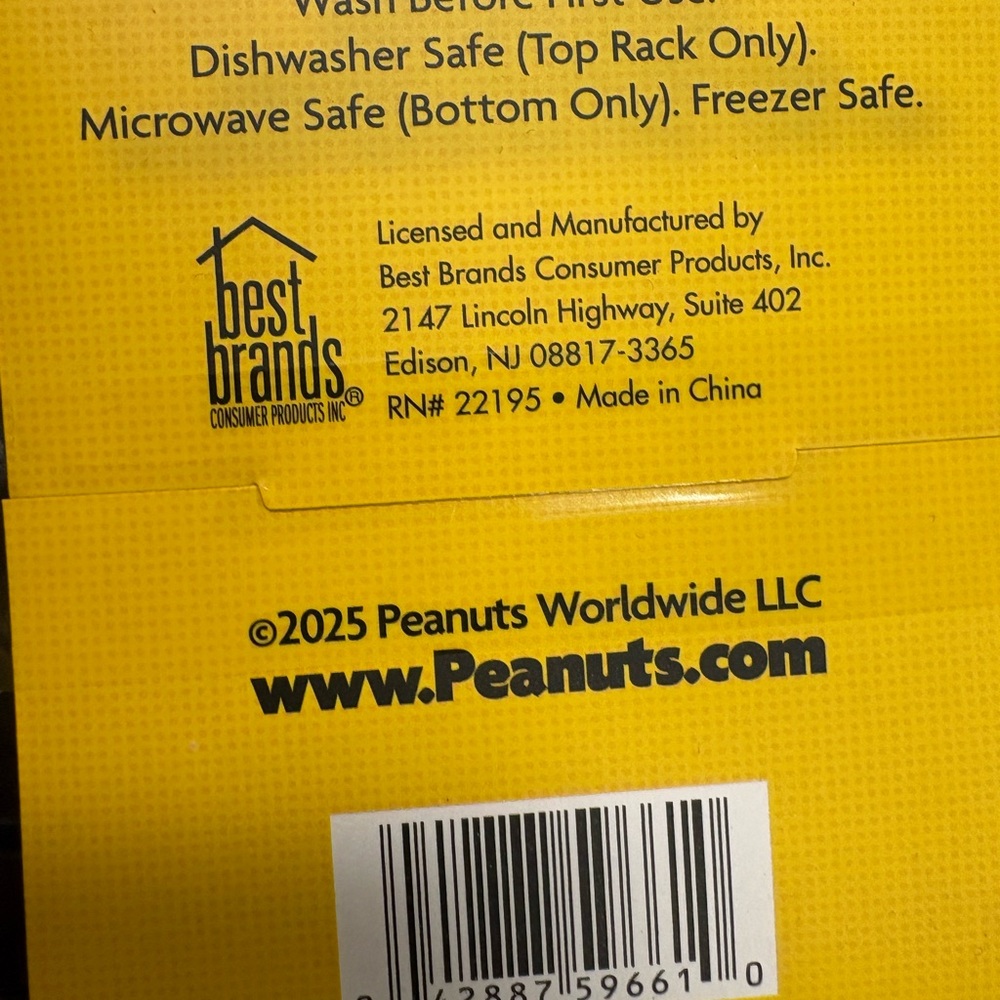 Peanuts Yellow Meal Prep Containers Set Snoopy Linus - Picture 3 of 3